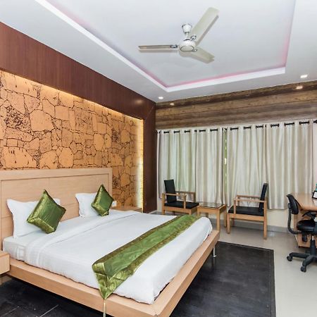 Citi Club Hotel Канпур Екстериор снимка