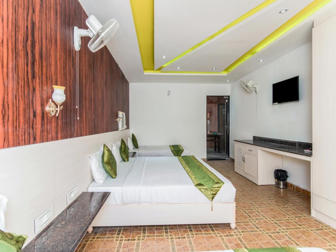 Citi Club Hotel Канпур Екстериор снимка