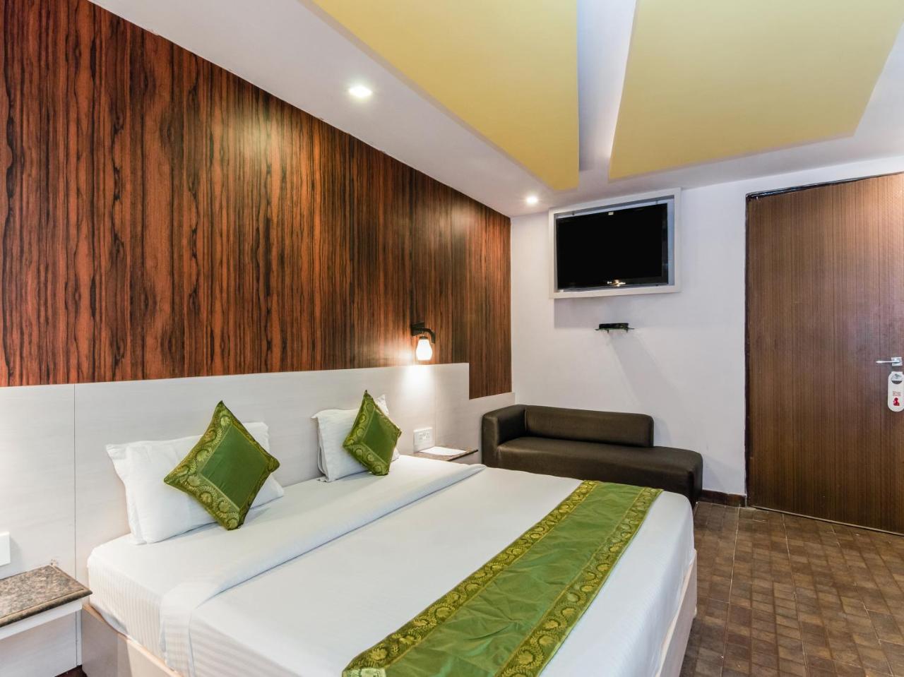 Citi Club Hotel Канпур Екстериор снимка