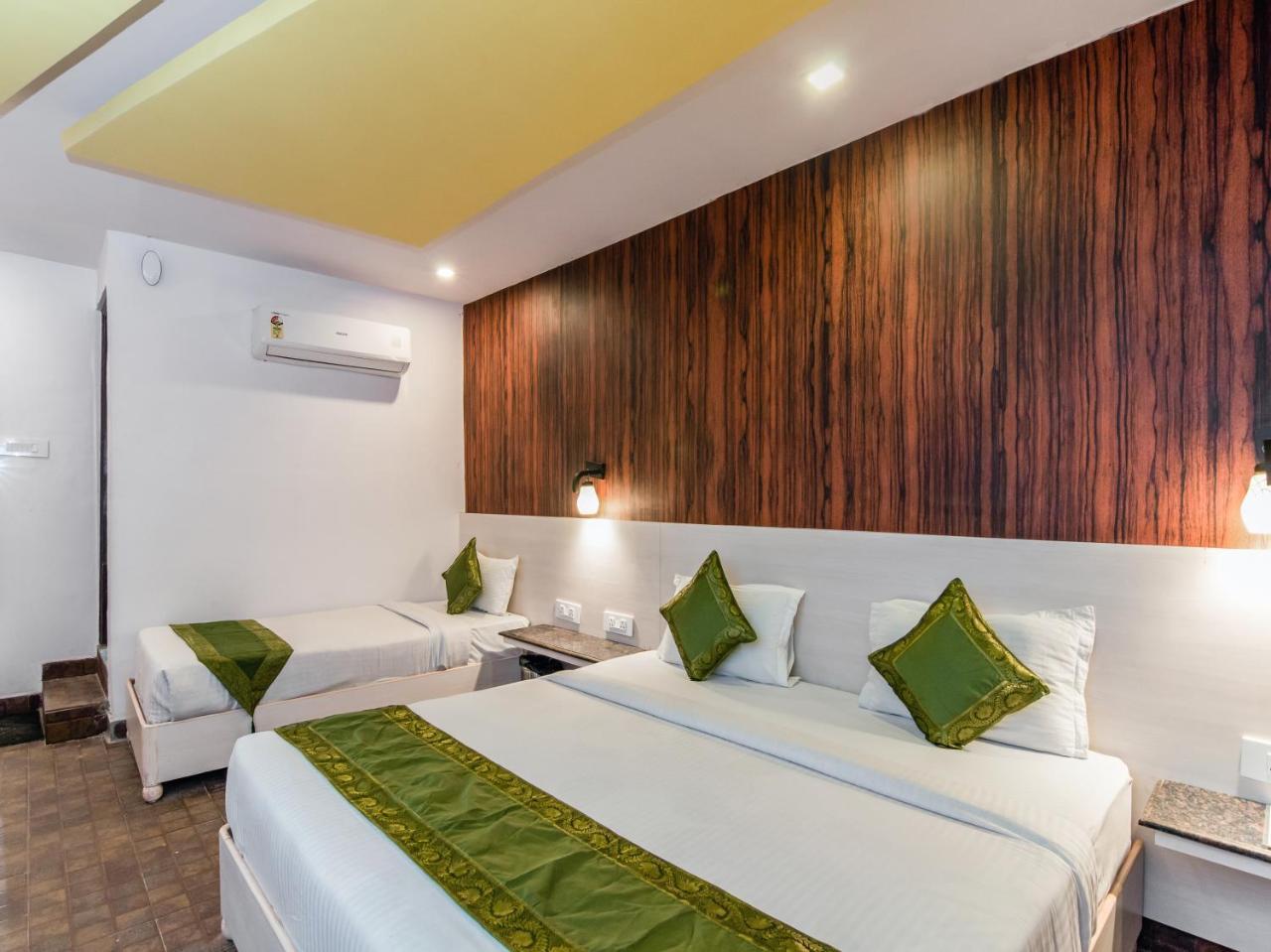 Citi Club Hotel Канпур Екстериор снимка