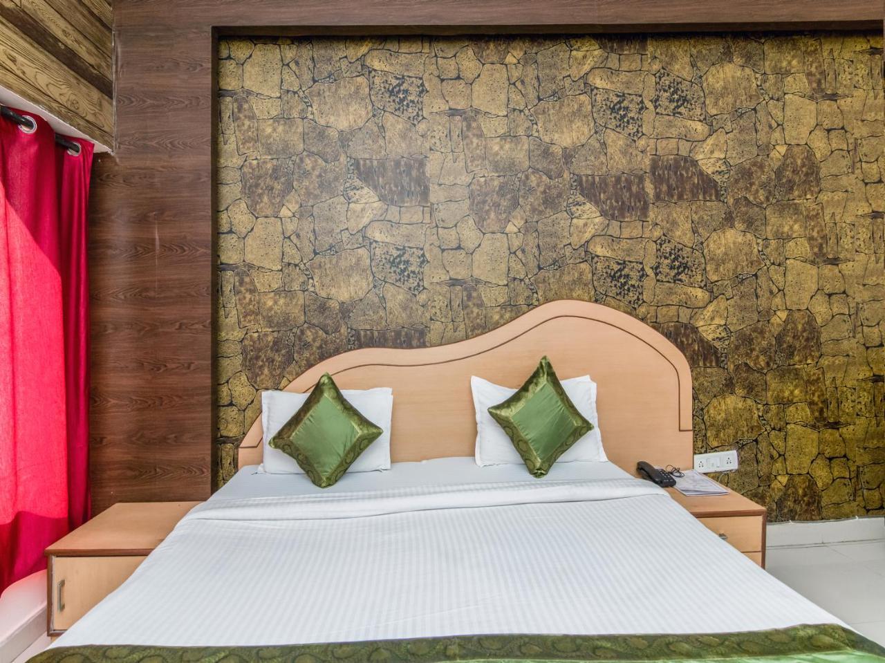 Citi Club Hotel Канпур Екстериор снимка