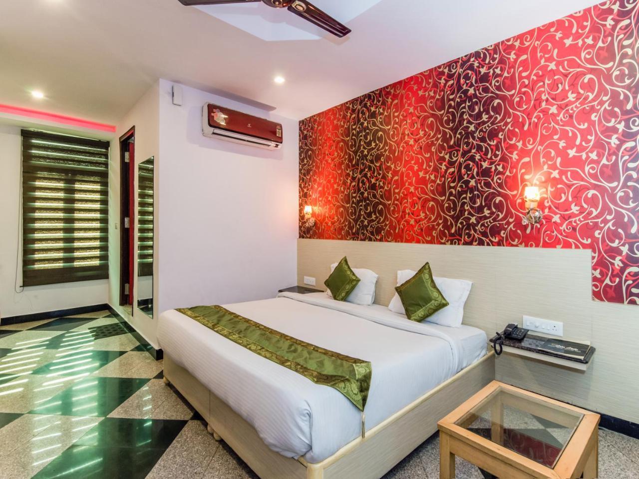 Citi Club Hotel Канпур Екстериор снимка