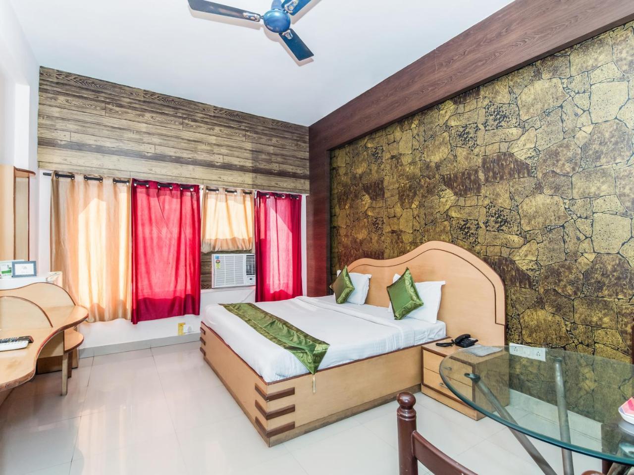 Citi Club Hotel Канпур Екстериор снимка