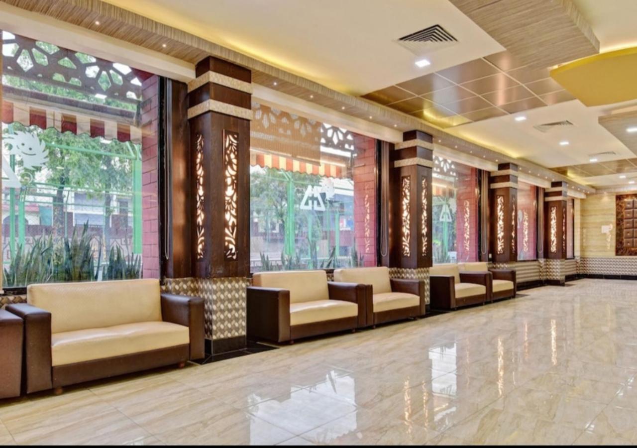 Citi Club Hotel Канпур Екстериор снимка