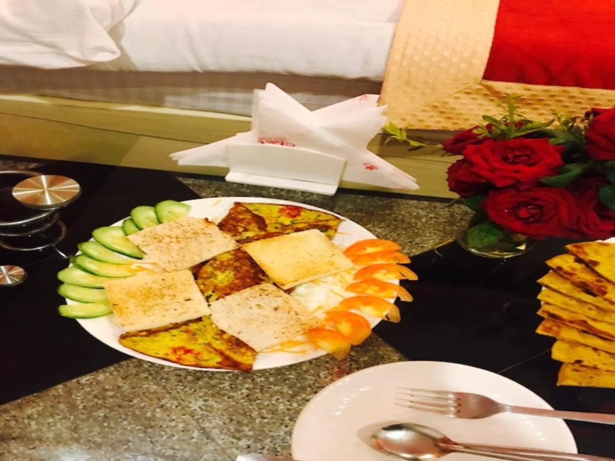 Citi Club Hotel Канпур Екстериор снимка